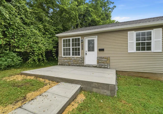 Homes for sale in Woodlawn, OH | 112 W Leslie Ave, Woodlawn, OH 45215 | MLS# 1882882