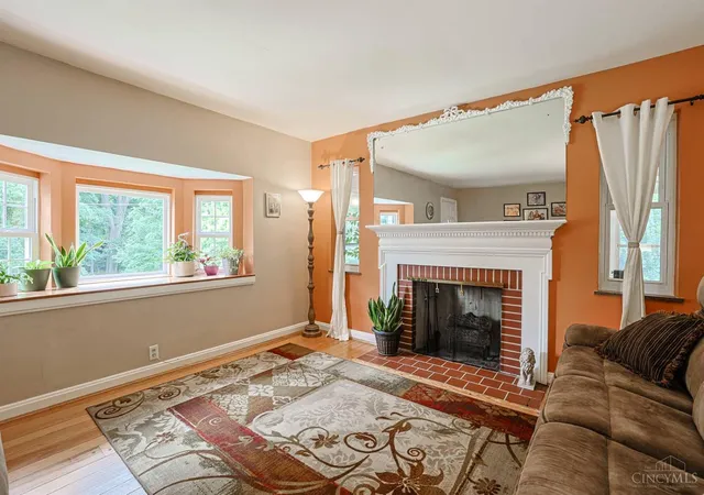 Homes for sale in Cincinnati, OH | 5042 Collinwood Pl, Cincinnati, OH 45227 | MLS# 1882901