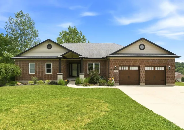1st image of 12196 Kilbride Dr, Cincinnati, OH 45251 | MLS# 1883034