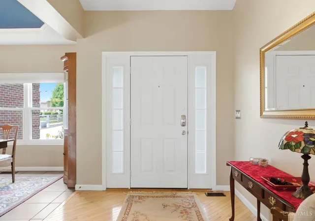 5th image of 12196 Kilbride Dr, Cincinnati, OH 45251 | MLS# 1883034