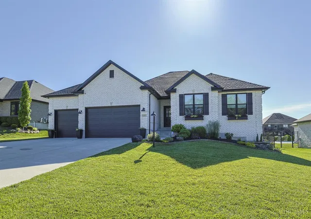 Photo 1 of Sale Pending at 139 Wolf Crk Ct, Carlisle, OH 45005 | MLS# 1883047 | Listing updated on 2026-08-31