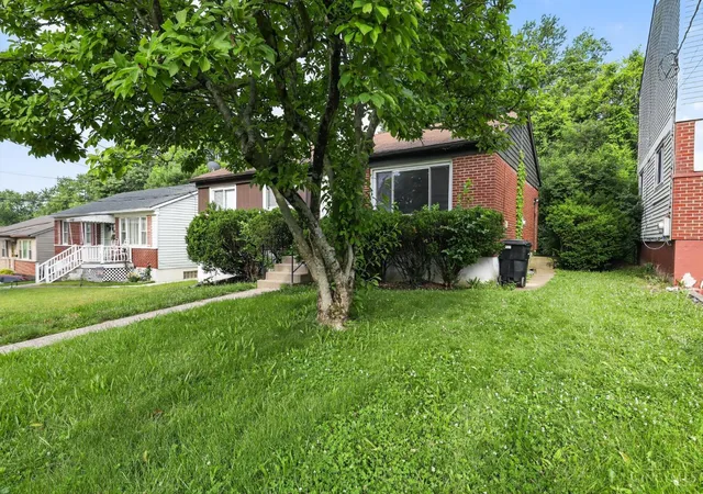 2nd image of 5987 Sunridge Dr, Cincinnati, OH 45224 | MLS# 1880511
