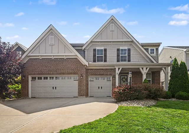 Homes for sale in Loveland, OH | 199 W Decatur Ln, Loveland, OH 45140 | MLS# 1883052