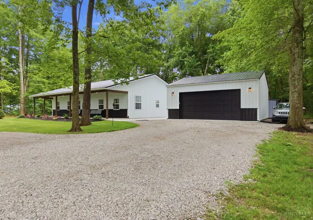 Homes for sale in Mount Orab, OH | 3314 Snider Malott Rd, Mount Orab, OH 45154 | MLS# 1881872