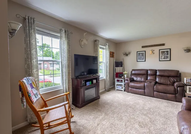 Homes for sale in Wilmington, OH | 1599 Woodside Dr, Wilmington, OH 45177 | MLS# 1882878
