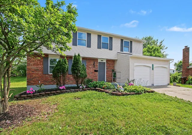 Homes for sale in Forest Park, OH | 11273 Leander Ct, Forest Park, OH 45240 | MLS# 1882870