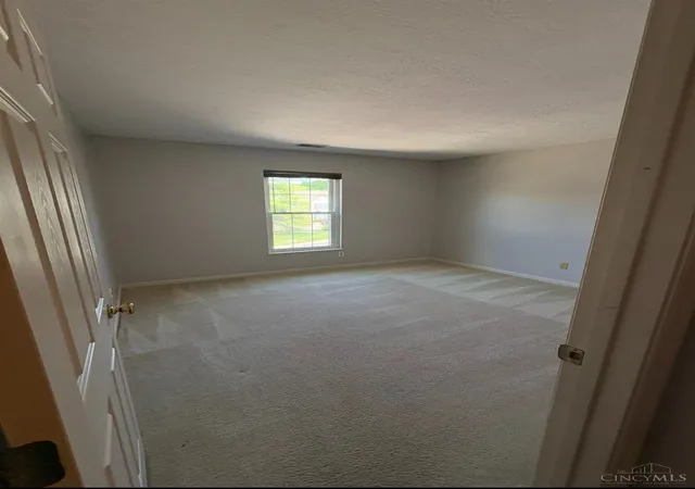 Homes for sale in Colerain Twp, OH | 3701 W Galbraith Rd #52, Colerain Twp, OH 45247 | MLS# 1882932