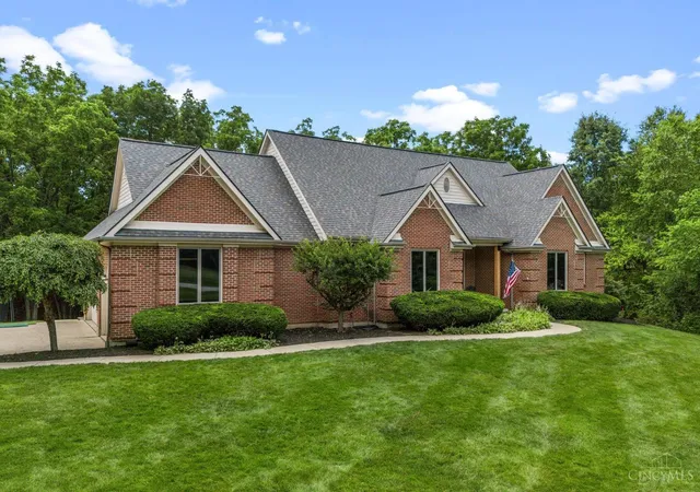 Homes for sale in Vernon Twp, OH | 105 Taylor Ln, Vernon Twp, OH 45113 | MLS# 1882897