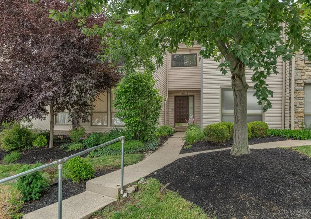 Homes for sale in Sycamore Twp, OH | 7268 E Galbraith Rd #A, Sycamore Twp, OH 45243 | MLS# 1883059