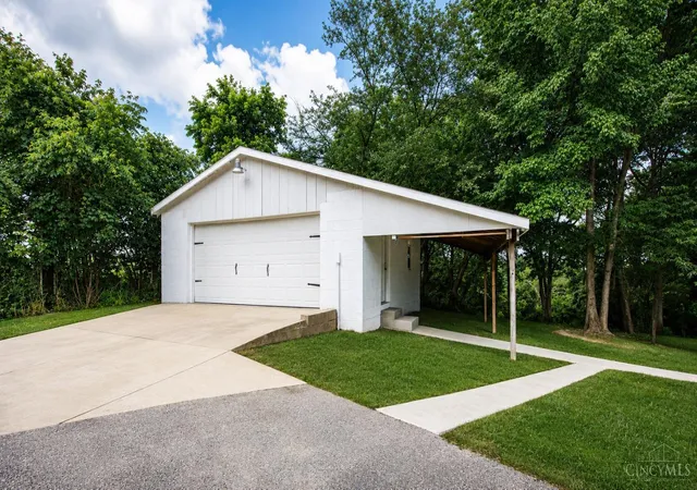 Homes for sale in St Clair Twp, OH | 2244 W Elkton Rd, St Clair Twp, OH 45013 | MLS# 1882266