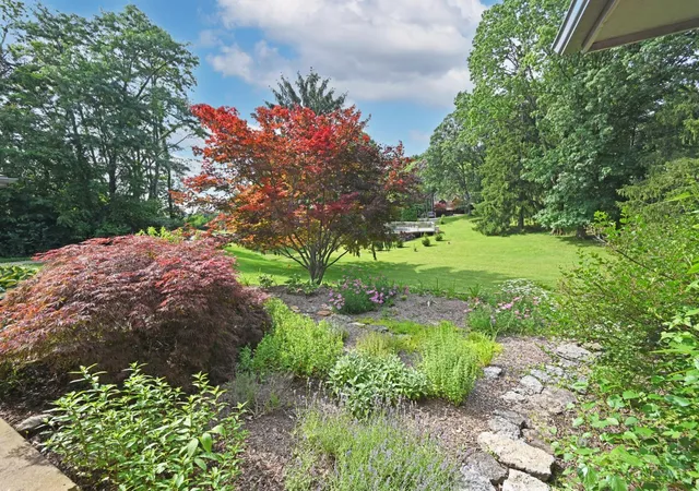 Homes for sale in Xenia, OH | 560 Louise Dr, Xenia, OH 45385 | MLS# 1882960