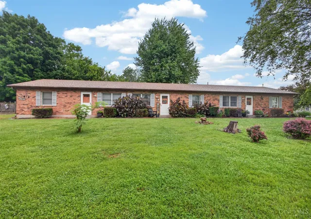 1st image of 619 Light St, Felicity, OH 45120 | MLS# 1882827