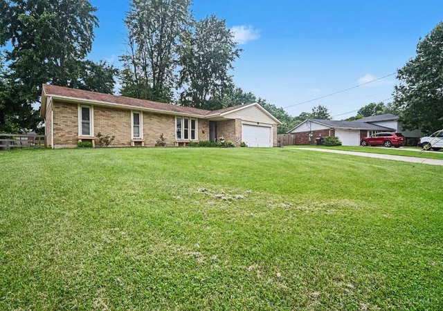 Homes for sale in Fairfield Twp, OH | 4041 Mill Crest Dr, Fairfield Twp, OH 45011 | MLS# 1883101