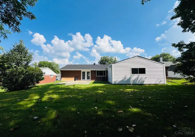 Homes for sale in Delhi Twp, OH | 287 Shaker Ct, Delhi Twp, OH 45238 | MLS# 1883163