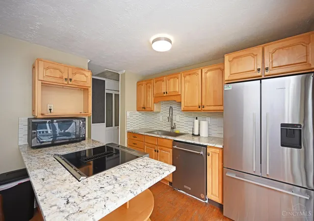 Homes for sale in Forest Park, OH | 11786 Elkwood Dr, Forest Park, OH 45240 | MLS# 1882133