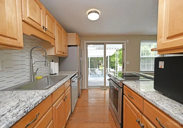 Homes for sale in Forest Park, OH | 11786 Elkwood Dr, Forest Park, OH 45240 | MLS# 1882133