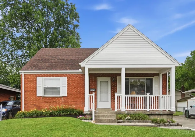 Homes for sale in Colerain Twp, OH | 9374 Silva Dr, Colerain Twp, OH 45251 | MLS# 1883164