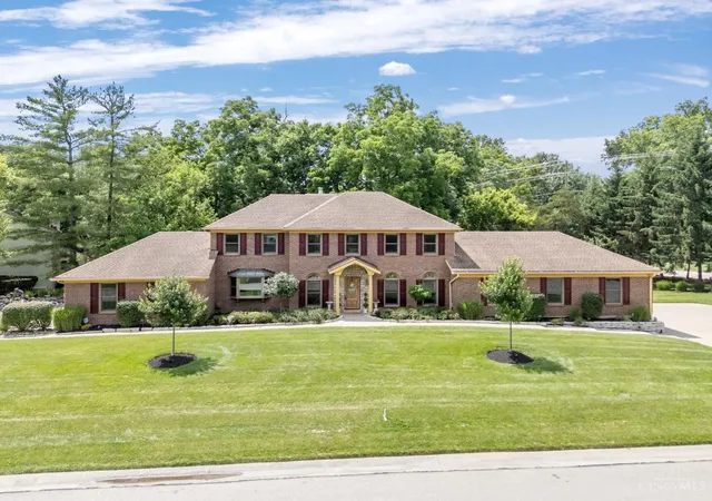 Homes for sale in Symmes Twp, OH | 9943 Huntersrun Ln, Symmes Twp, OH 45242 | MLS# 1882378