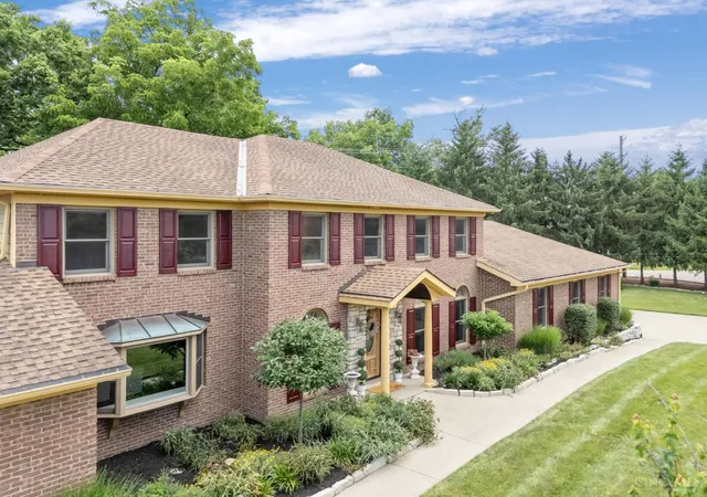 Homes for sale in Symmes Twp, OH | 9943 Huntersrun Ln, Symmes Twp, OH 45242 | MLS# 1882378