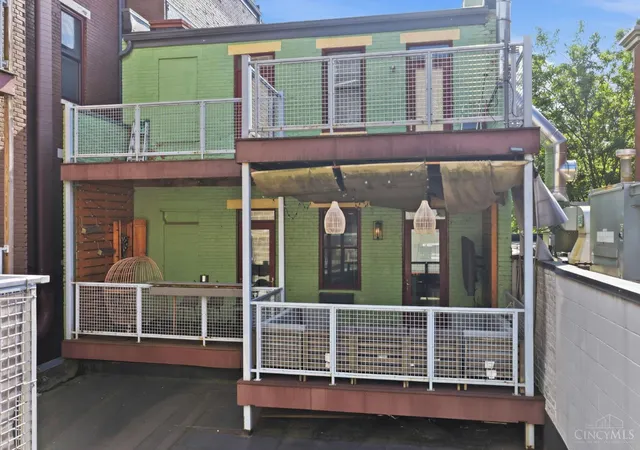2nd image of 1338 Vine St, Cincinnati, OH 45202