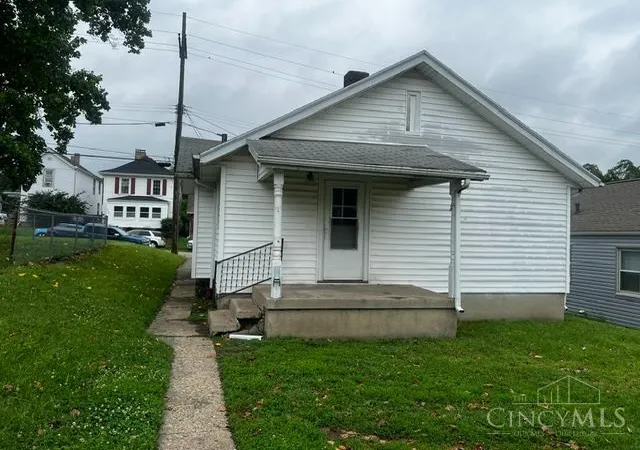 Homes for sale in Hamilton, OH | 225 Webster Ave, Hamilton, OH 45013 | MLS# 1883248