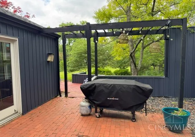 Homes for sale in Oxford, OH | 705 E Chestnut St, Oxford, OH 45056 | MLS# 1882510