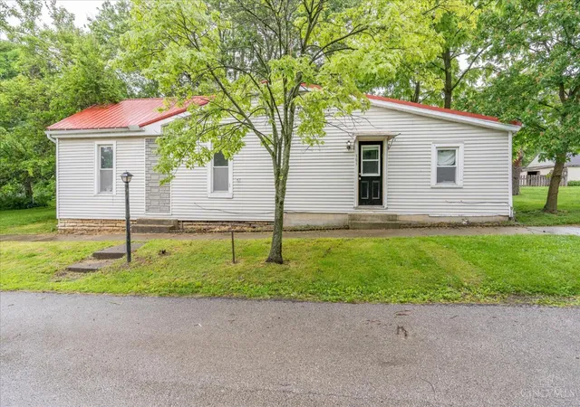 Homes for sale in New Vienna, OH | 161 Bernard Rd, New Vienna, OH 45159 | MLS# 1883289