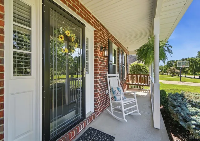 Homes for sale in Mason, OH | 5312 Greenhouse Dr, Mason, OH 45040 | MLS# 1883066