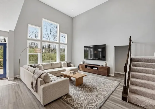 Photo 4 of Single family home for sale at 2615 Golden Leaf Dr, Beavercreek, OH 45434 | MLS# 1883334 | Listing updated on 2026-07-24