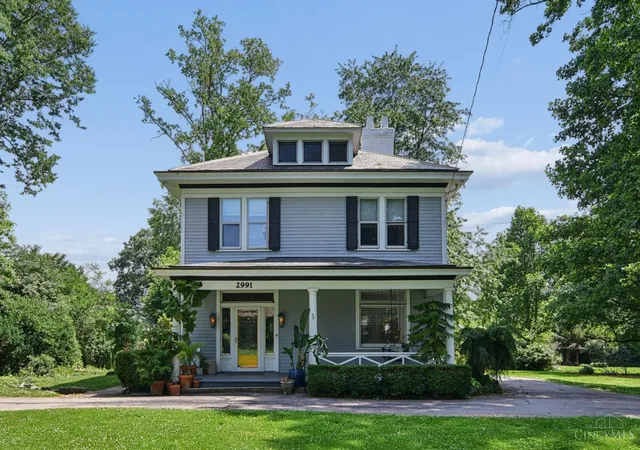 Homes for sale in Cincinnati, OH | 2991 Werk Rd, Cincinnati, OH 45211 | MLS# 1883218