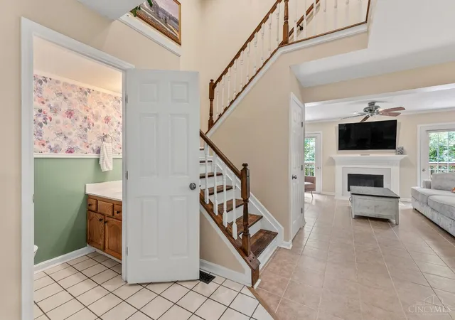 Homes for sale in Loveland, OH | 5067 Bristol Ct, Loveland, OH 45140 | MLS# 1883318