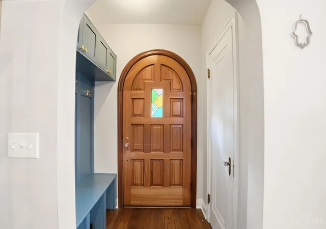 Homes for sale in Cincinnati, OH | 3422 Ault View Ave, Cincinnati, OH 45208 | MLS# 1883348
