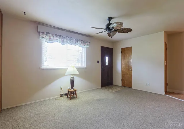 Homes for sale in Delhi Twp, OH | 5375 Pembina Dr, Delhi Twp, OH 45238 | MLS# 1883387