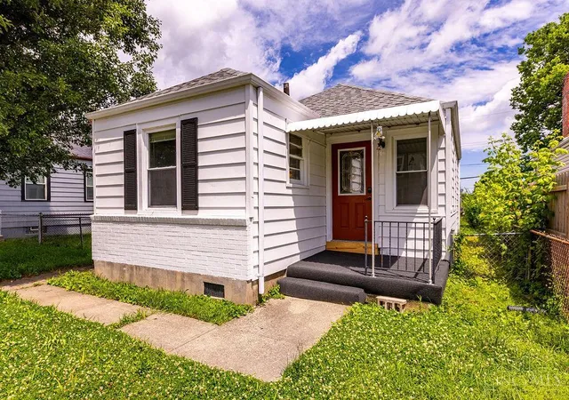 Homes for sale in Hamilton, OH | 1026 Goodman, Hamilton, OH 45013 | MLS# 1883134