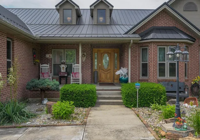 4th image of 741 Penn Ln, Hillsboro, OH 45133 | MLS# 1883230