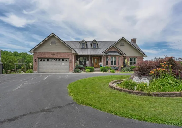 5th image of 741 Penn Ln, Hillsboro, OH 45133 | MLS# 1883230