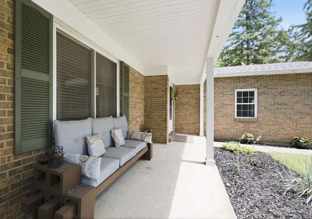 Homes for sale in Loveland, OH | 1800 Timberidge Dr, Loveland, OH 45140 | MLS# 1882410