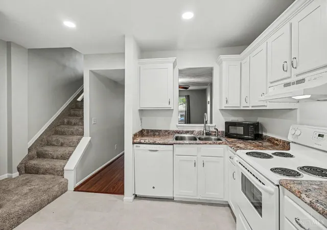 Homes for sale in Deerfield Twp., OH | 2930 Millbank Row Rd, Deerfield Twp., OH 45039 | MLS# 1883437