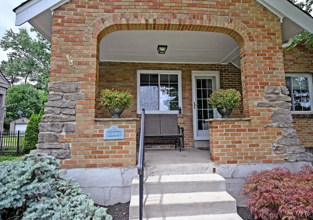 Homes for sale in Anderson Twp, OH | 1339 Collinsdale Ave, Anderson Twp, OH 45230 | MLS# 1883478