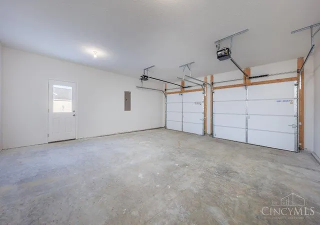Homes for sale in Williamsburg, OH | 165 Zachary Dr, Williamsburg, OH 45176 | MLS# 1883490
