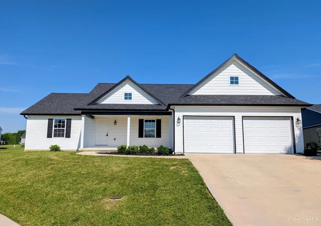 Homes for sale in Williamsburg, OH | 165 Zachary Dr, Williamsburg, OH 45176 | MLS# 1883490