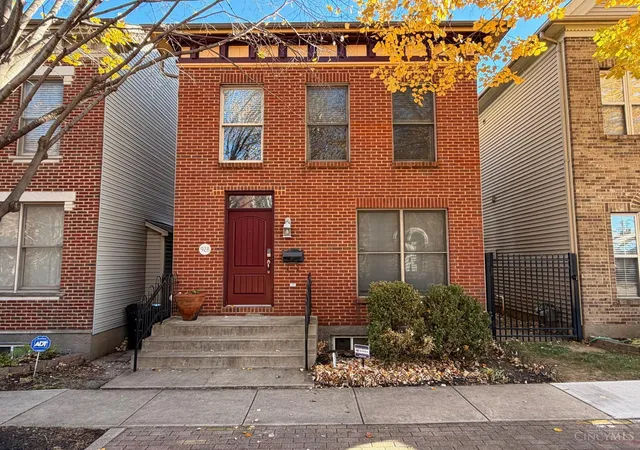 Homes for sale in Cincinnati, OH | 928 Mound St, Cincinnati, OH 45203 | MLS# 1883518