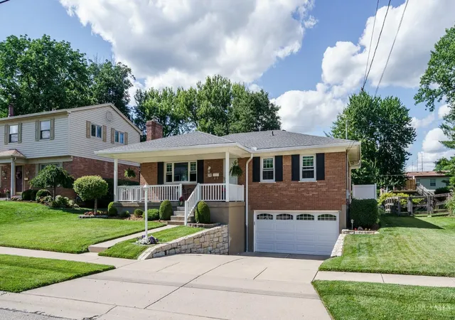 Homes for sale in Delhi Twp, OH | 5508 Cleander Dr, Delhi Twp, OH 45238 | MLS# 1883516
