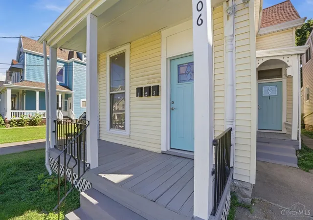 4th image of 506 Maple St, Elmwood Place, OH 45216