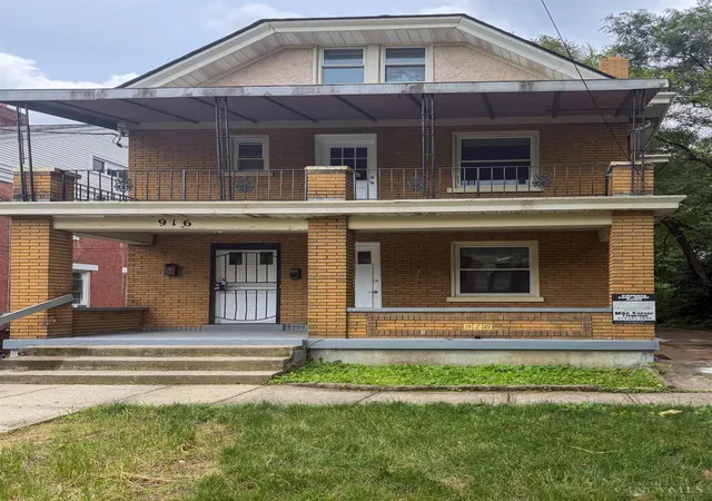 Homes for sale in Cincinnati, OH | 916 Elberon, Cincinnati, OH 45205 | MLS# 1882845