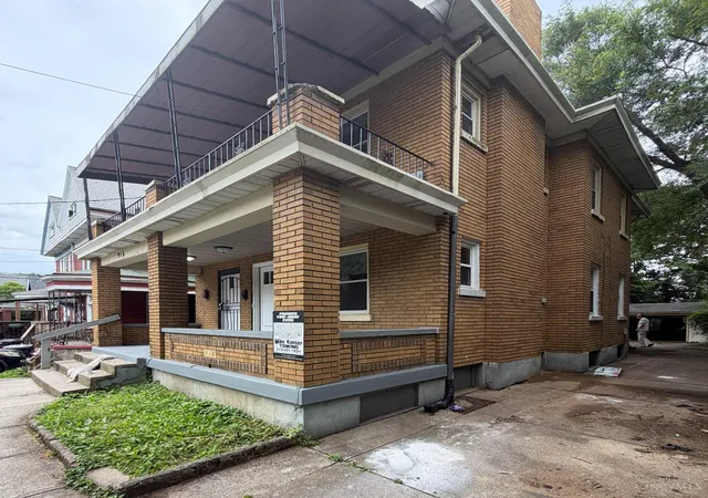 Homes for sale in Cincinnati, OH | 916 Elberon, Cincinnati, OH 45205 | MLS# 1882845