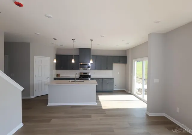 Photo 3 of Sale Pending at 7258 Grandpoint Dr #42, West Chester, OH 45040 | MLS# 1883564 | Listing updated on 2026-08-24