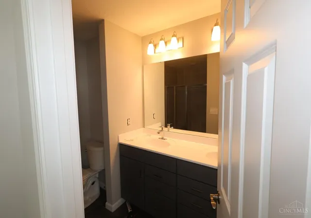 Photo 8 of Sale Pending at 7258 Grandpoint Dr #42, West Chester, OH 45040 | MLS# 1883564 | Listing updated on 2026-08-24