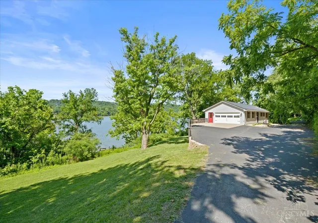 Homes for sale in Union Twp, OH | 6952 Us Hwy 52, Union Twp, OH 45167 | MLS# 1883557