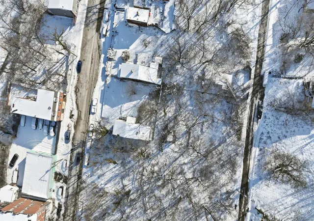 1st image of 2572 Liddell St, Cincinnati, OH 45225 | MLS# 1883597